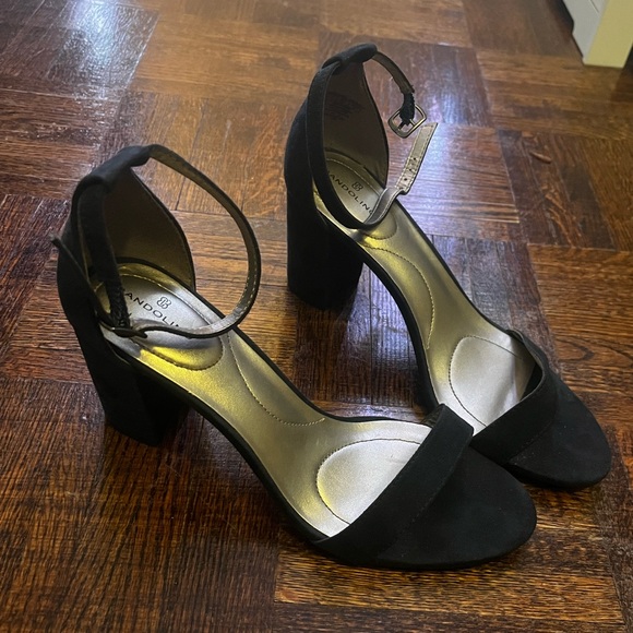 Bandolino Women's Blue Armory Dress Sandals/ Heels| Size 8 - Picture 6 of 8